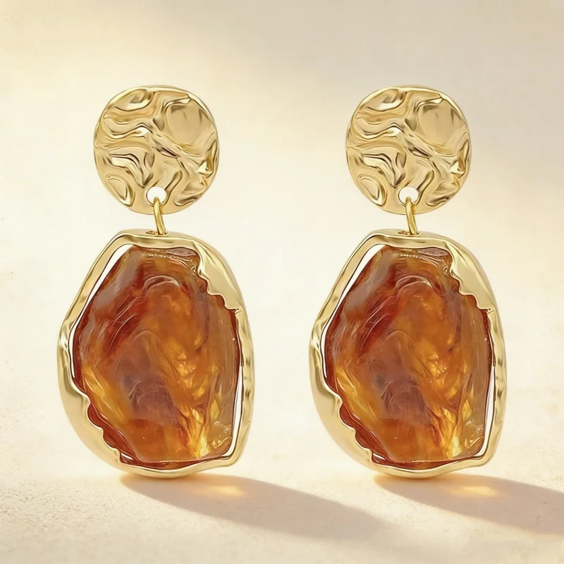 Vintage Geometric Earrings Women Jewelry Personality Irregular Resin Clip on Earrings Europe America Fashionable Gift