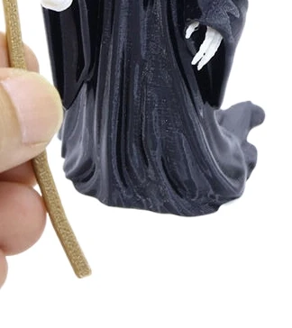 Black Grim Reaper Statue Mini Devil Figurine Dollhouse Halloween Thrilling Robe Nightcrawler Ornament Micro Landscape Decor