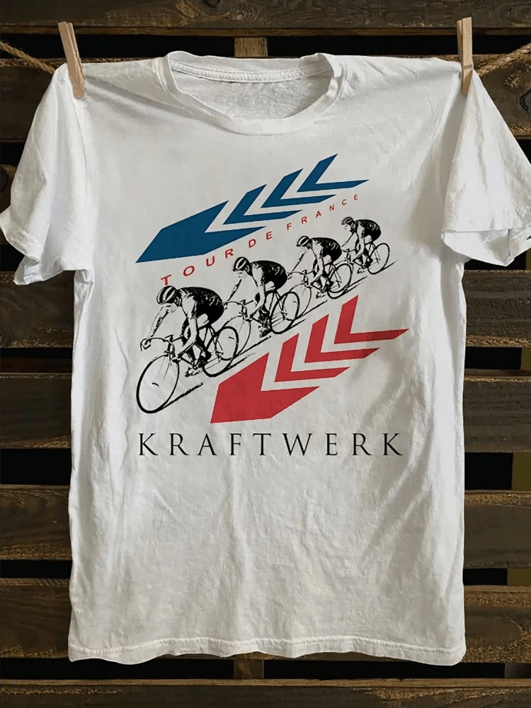 

Vintage 80s Retro Music Band Graphic-with Kraftwerk-Inspired Design&German Text-100%cotton O-neck printed men's T-shirt.