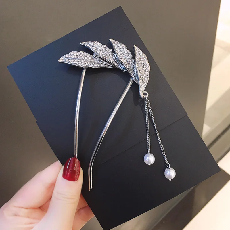 Fashion Hair Stick Women Hair Clips Metal Pearl Rhinestones U Shape Hair Clip Girls Leaf Hair Sticks Hair Accessories 2022 New