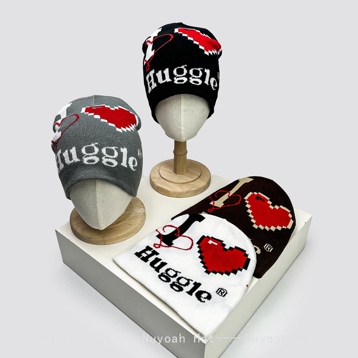 

New Men Women Korean Jacquard Love Hug Letters Knitted Hats Warm Casual Fashion Personal Beanies Street Versatile Outdoor ins