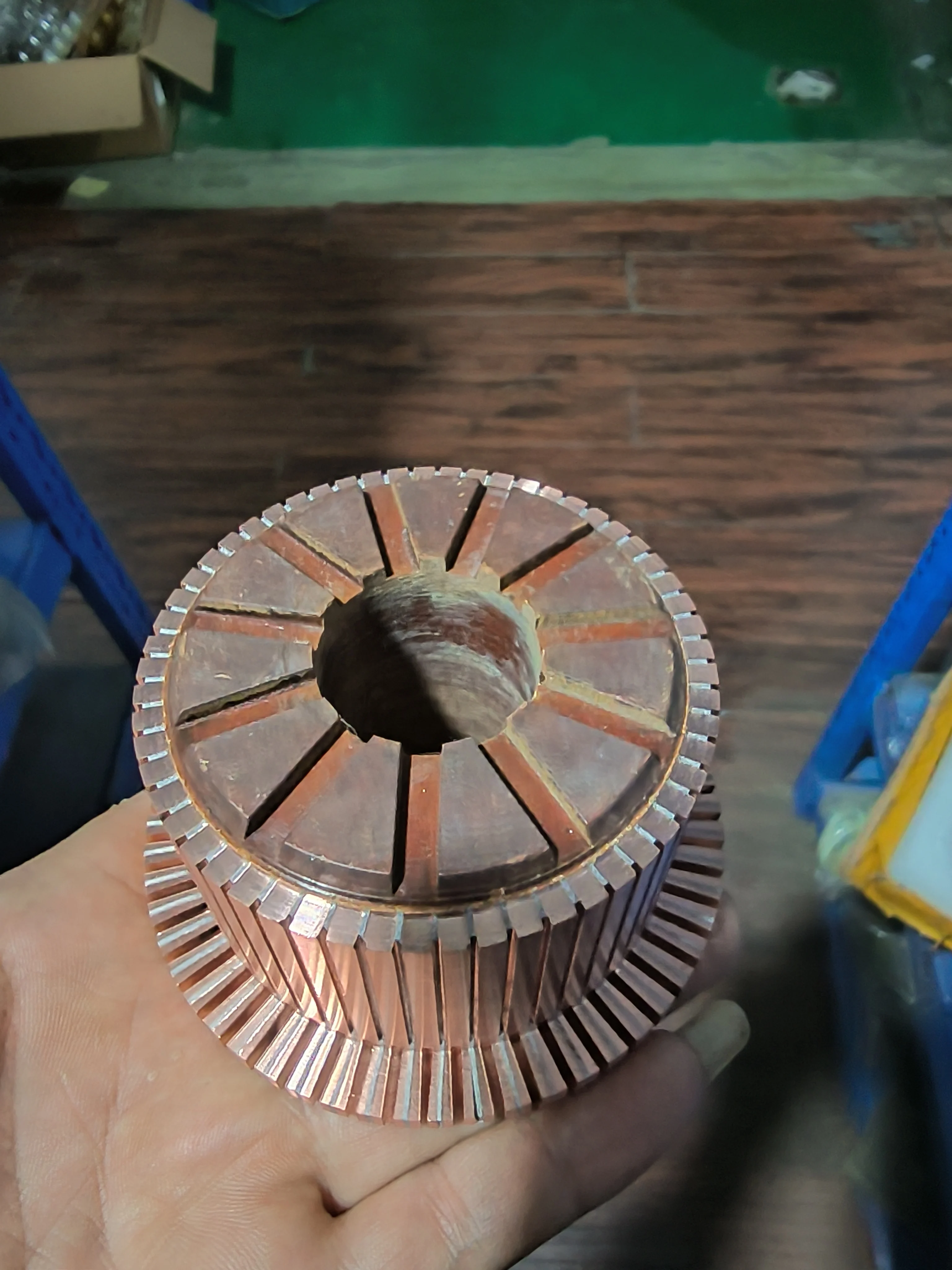 

1Pc 28.55x74.5x44.5(50.5)mm 57P for Treadmill Motor Commutator AHY-4288-57