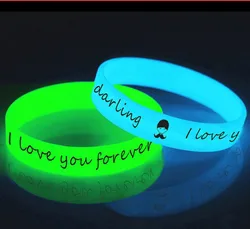 Pulseras luminosas de silicona para parejas, brazaletes de goma que brillan en la oscuridad, 2 piezas