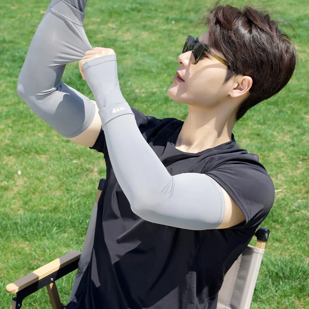 Sun Protection Arm Protection Long Ice Silk Sleeves Loose Elastic Sunscreen Arm Covers Anti-UV Checkered Cycling Gloves Men