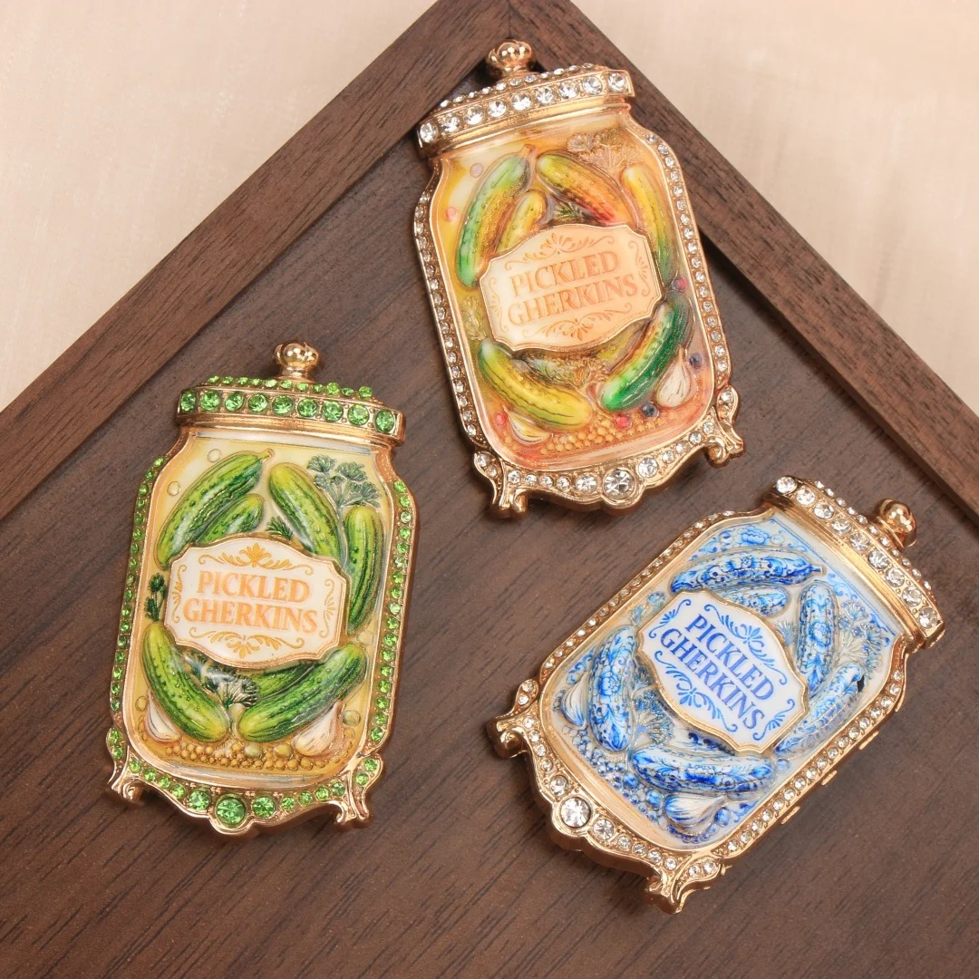Baroque Luxury Cucumber Canned Vegetable-Inspired Brooches and Pins for Men and Women, Jewelry, Fashion Accessories,Party Gifts