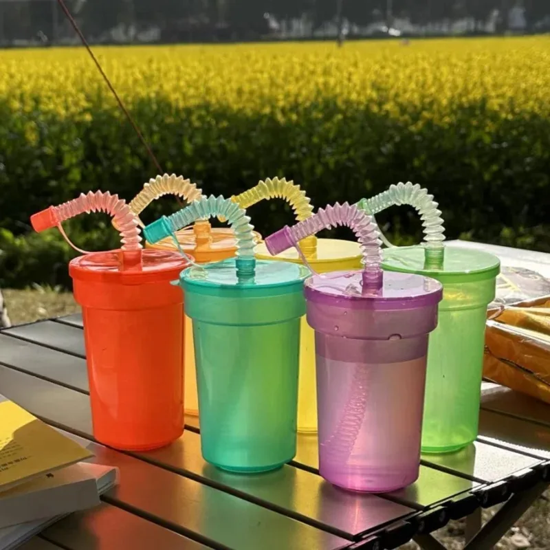 Expandable Straw Plastic Cup 6 Color Siphon Straw Cup with Leak Proof Lid Summer Travel and Home Juice Mug Plastic Water Bottle