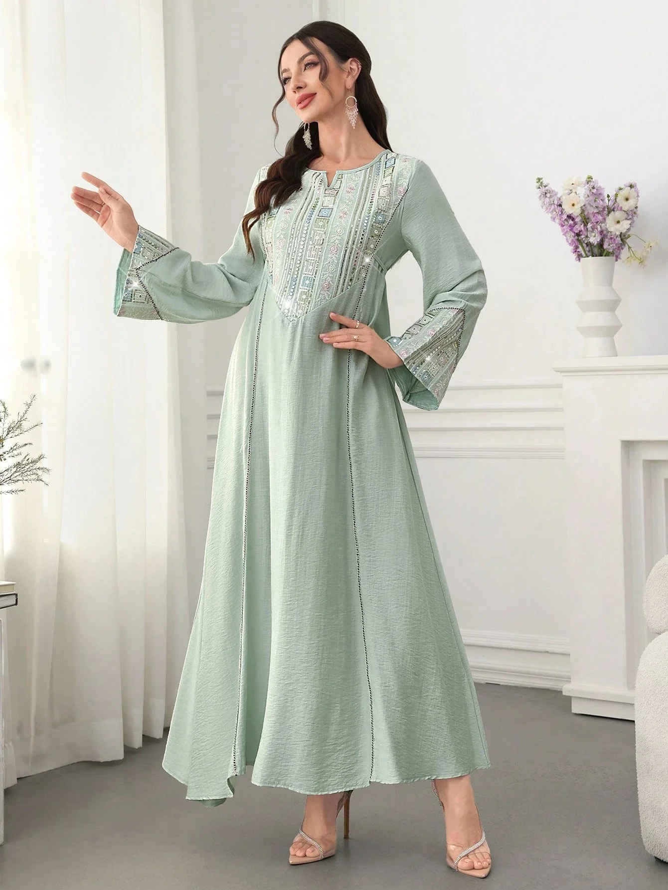 2025 New Light Green Muslim Abaya Exquisite Sequin Embroidered Neckline and Cuffs Perfect for Middle Eastern Semi Formal Events