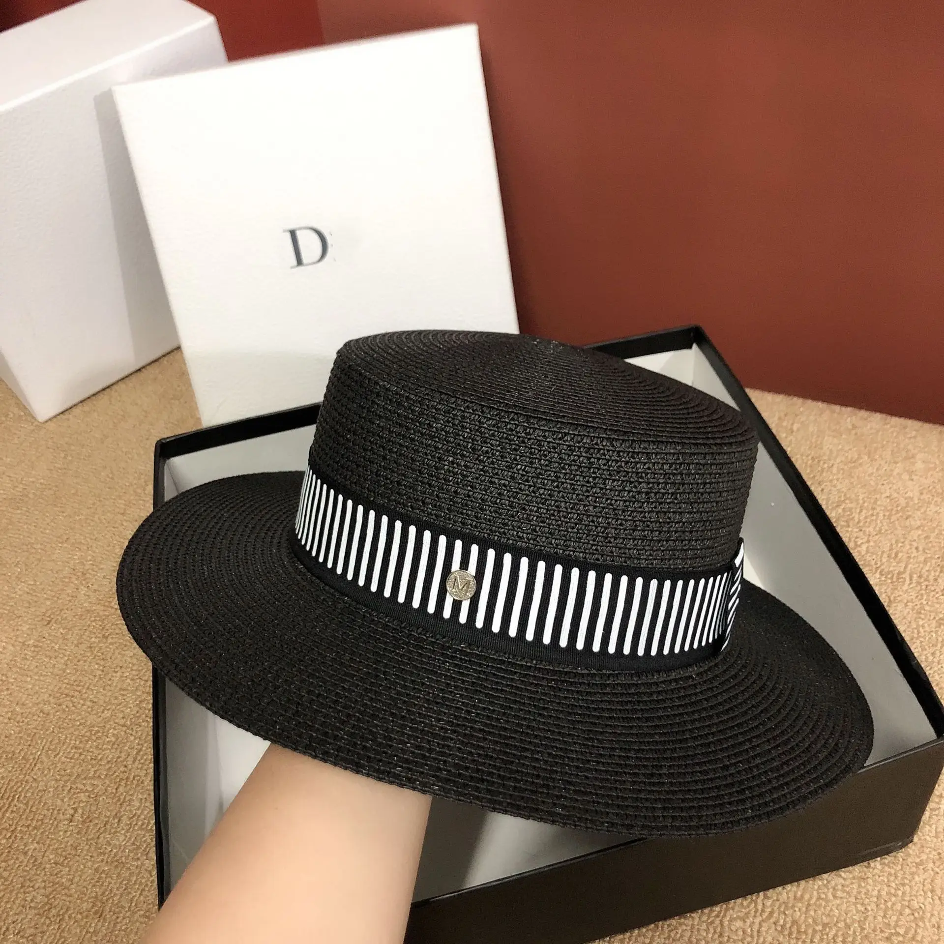 New Summer Women\'s Boater Beach Hat Wide Side Female Casual Panama Hat British striped Hepburn style Straw Sun Hat Women