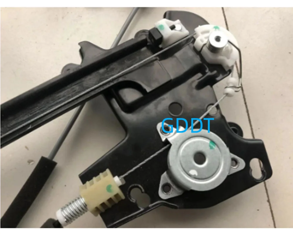 1 Pcs Windows Regulator Bracket for Mg 550 No Motor Glass Adjusting Support for MG6 10033307 Front or Rear Left or Right Manual