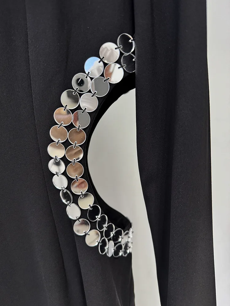 ชุดราตรีผู้หญิงแขนยาว LEOSOXS ประดับเลื่อม ตัดเย็บแบบเว้าช่วงตัวและผ่าสูง สำหรับงานปาร์ตี้สุดหรู ปี 2025