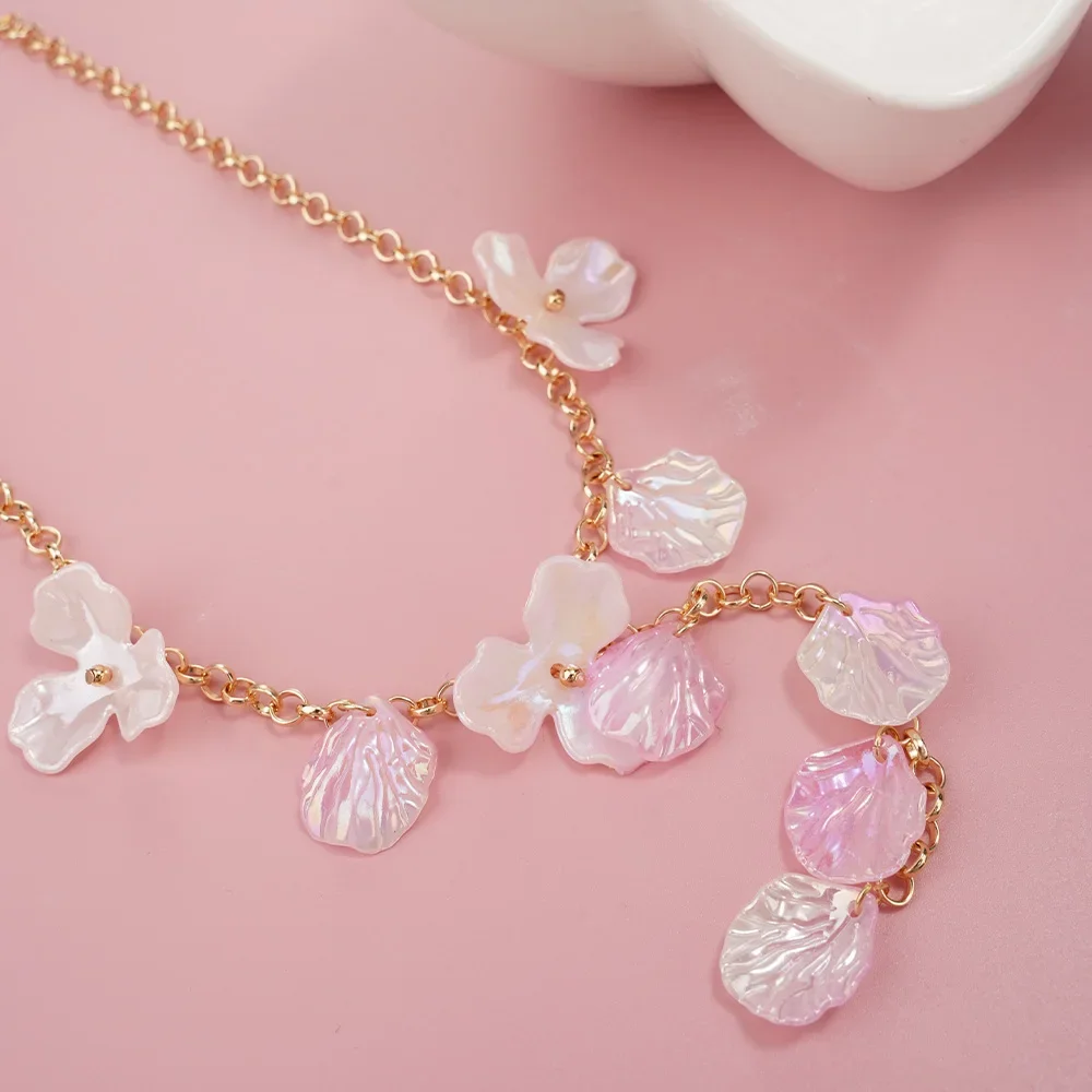 

Pink Acrylic Shell Necklace Beautiful Women with Lovely Flowers Birthday Party Wear Accessories Anniversary Gift