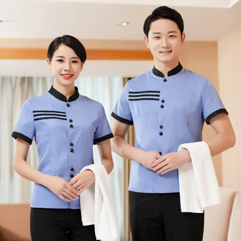 

Short-sleeved summer cleaning uniforms for hotel housekeeping staff, property maintenance workers, and cleaning staff