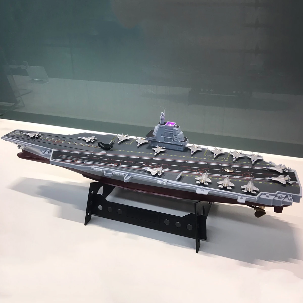 1/700 RC السفن 45 سنتيمتر فوجيان نوع 003 حاملة الطائرات التحكم عن بعد قارب عمر البطارية الطويل RC قارب نموذج RTR السفينة لعبة الكبار هدية