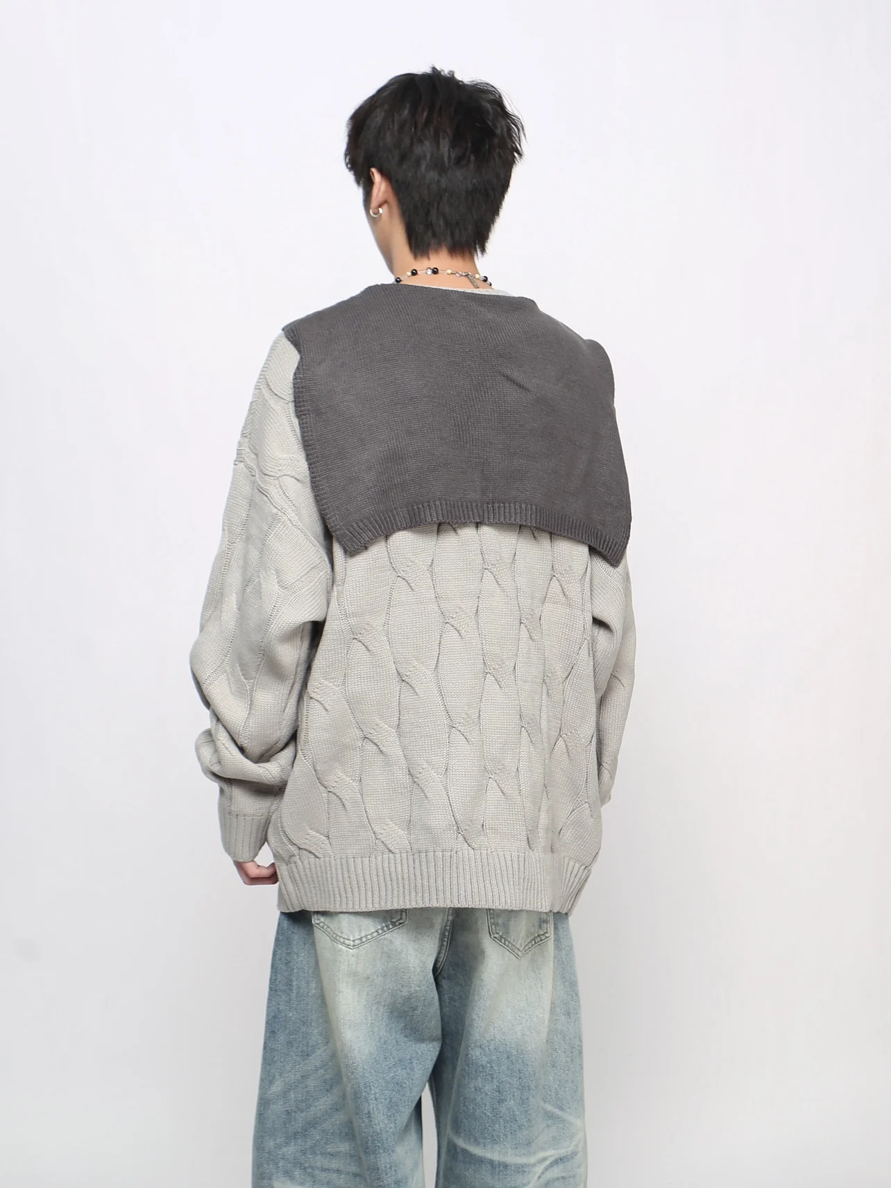 2025 Autumn Winter American Style High-End Men's Gray Shawl Knitted Top Loose Retro Casual Couple Pink Crew Neck Sweater