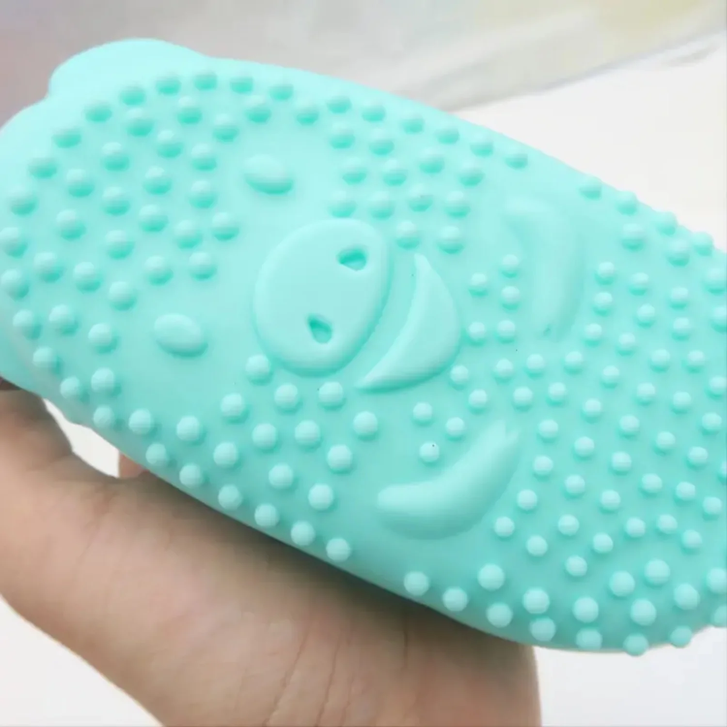 1pc Cute Bear Shaped Silicone Bath Scrubber, Gentle Body Exfoliating Shower Scrub