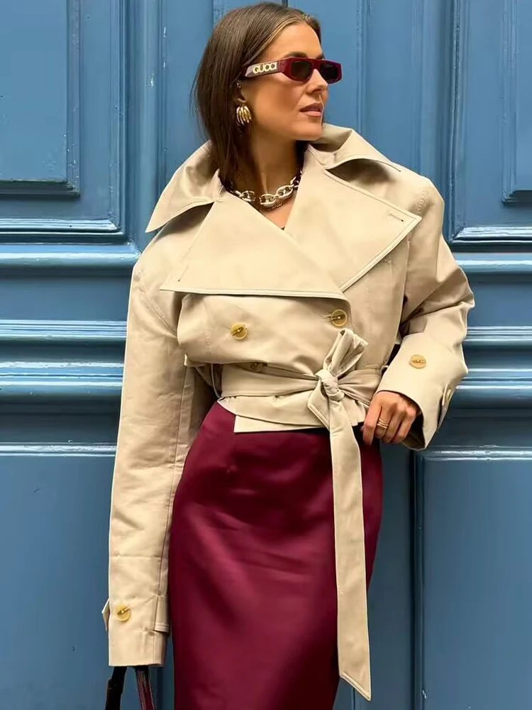 Thumbnail 4 - #27 Compare Classic Trench Coats Before You Buy