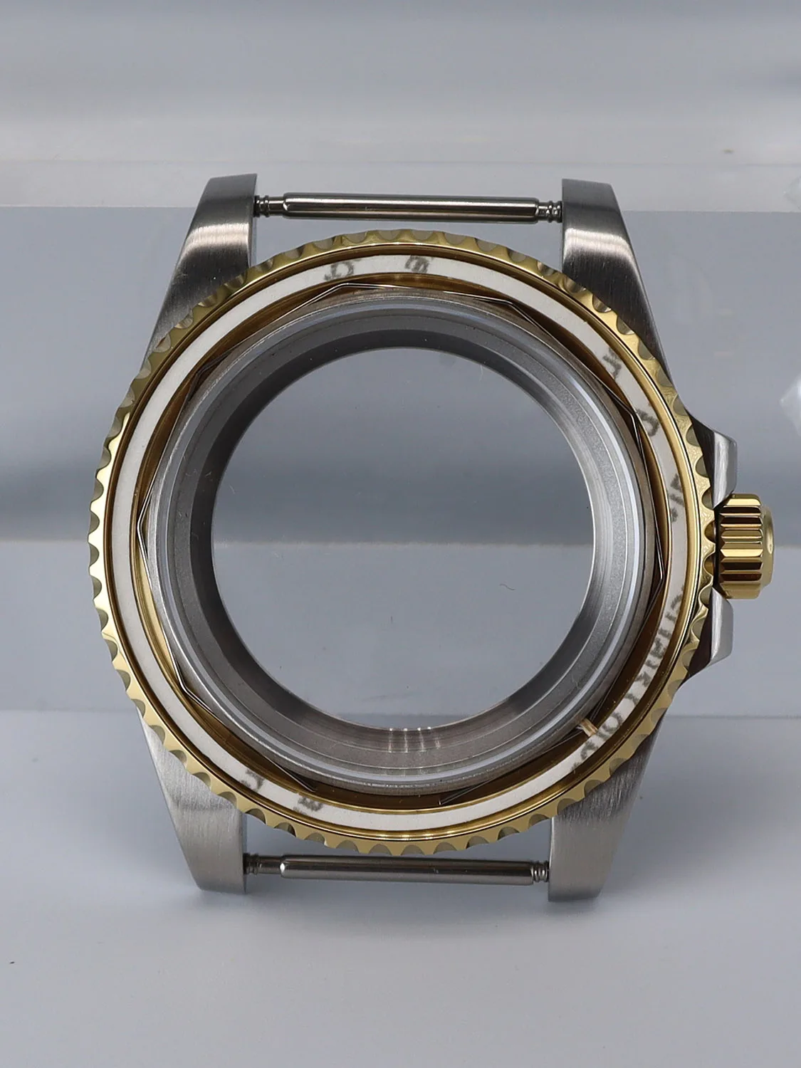 الغواصة NH34/35 حالة التقويم 40 مللي متر الكلاسيكية الرجعية الفولاذ المقاوم للصدأ مقاوم للماء الملحقات المتوافقة مع حركة Eta2824