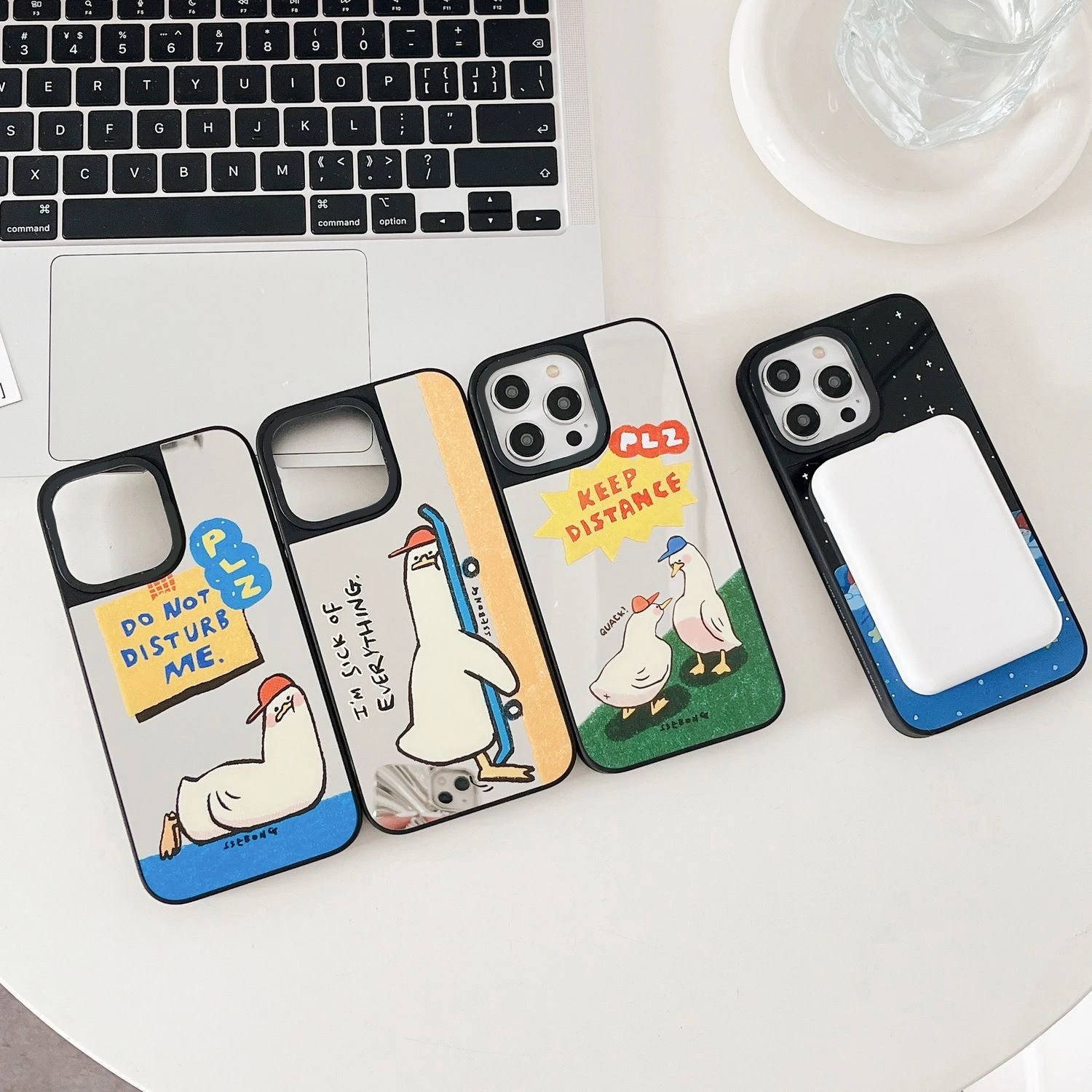 

Tired Duck Mirror Surface MagSafe Phone Case Cover for iPhone 11 12 13 14 15 Pro Max Case for iPhone 15 Pro Max