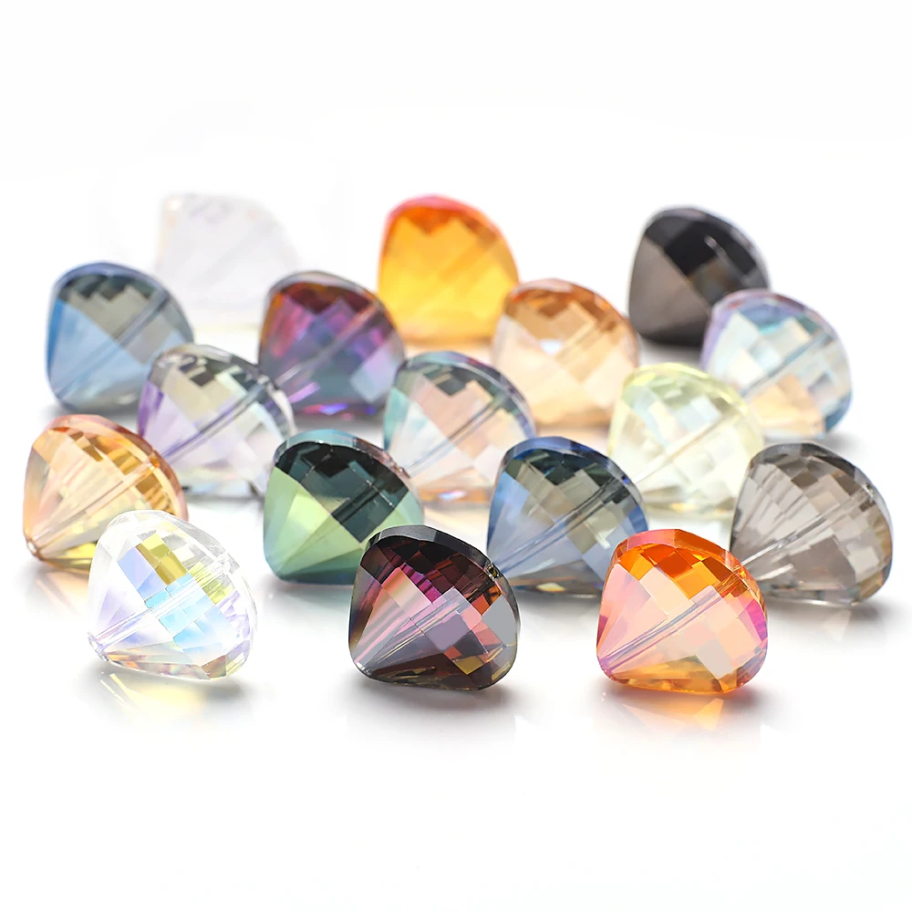 10 Stück 20 mm vergoldete Kristallglas-Herz-Anhänger, facettierte Sektorperlen für DIY-Schmuckherstellung, Ohrringe, Halsketten, Zubehör