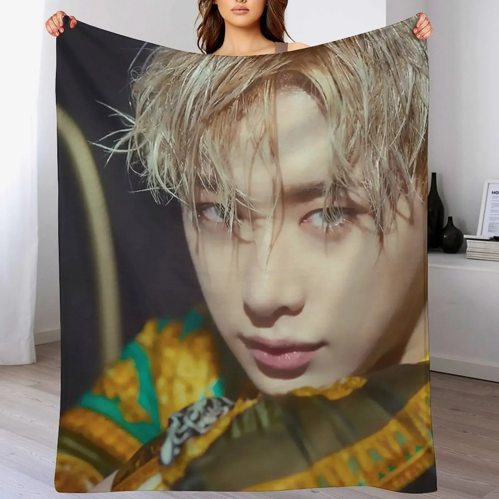 

Wonho Throw Blanket Warm Cozy Throw Blanket for Living Room Couch