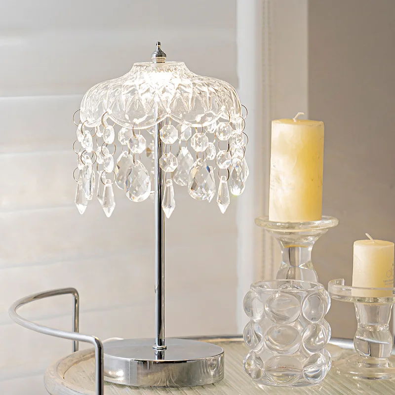 Luxury crystal table lamp, bedroom bedside lamp, European retro study, popular creamy style atmosphere decorative home lighting