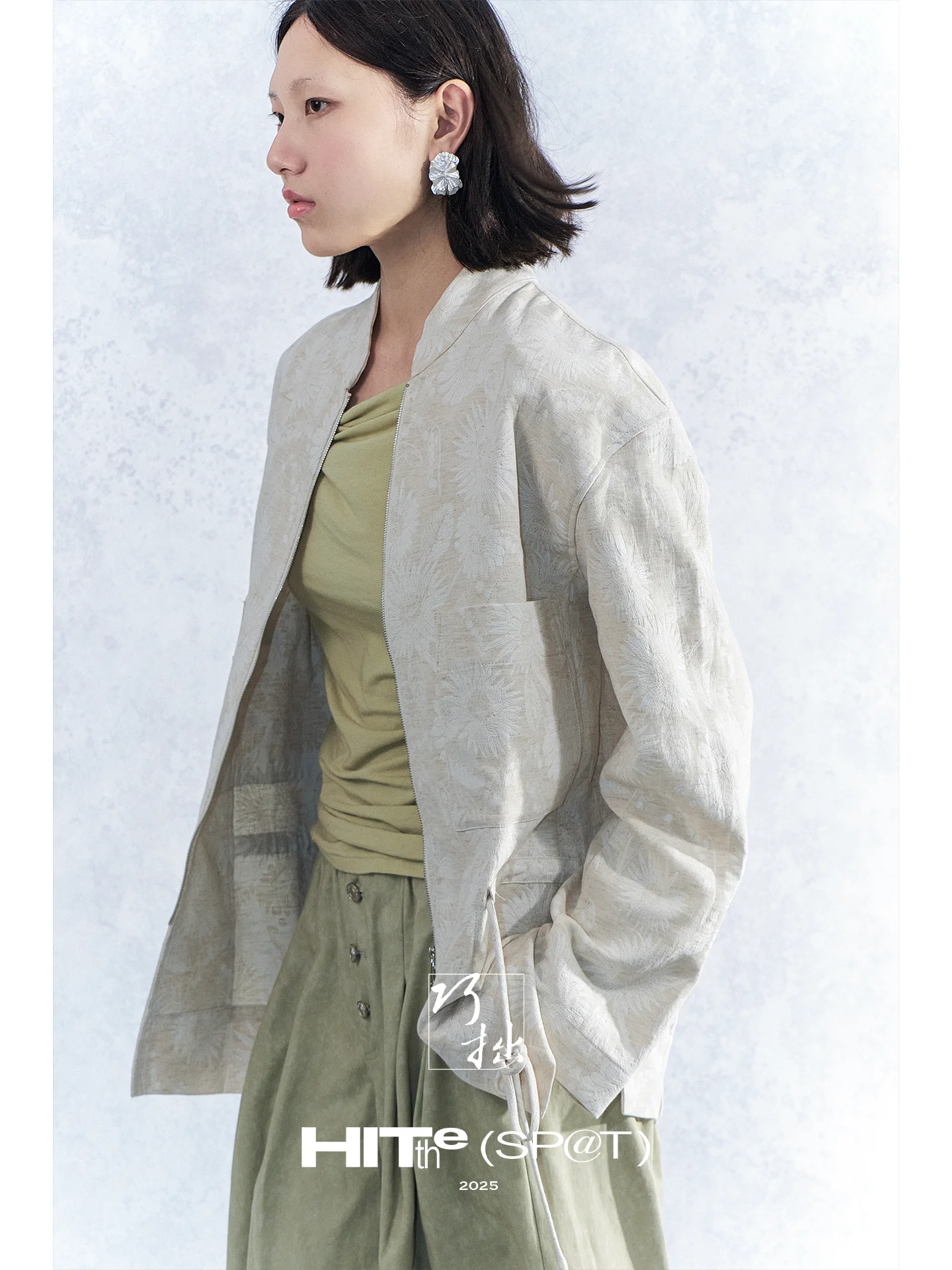 

Новая женская куртка-жакет из льняной смеси HITTHE(SP@T) в китайском стиле с цветочной вышивкой, модная верхняя одежда