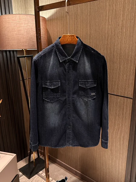 

High Quality Casual Men's Long Sleeve Denim Shirt Spring Season Versatile Casual Wear Comfortable Cotton Breathable Fashion
