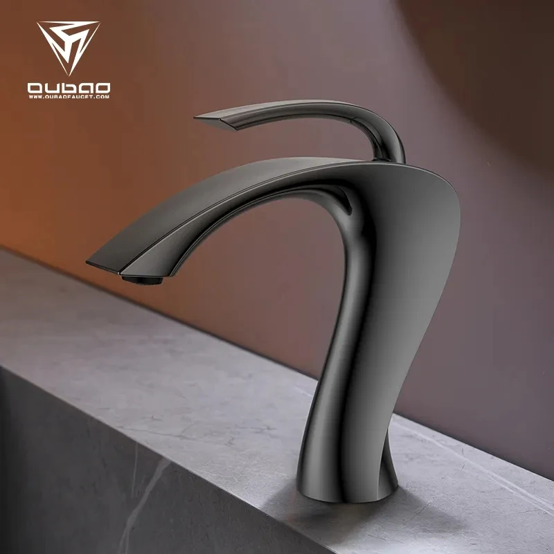 New Modern design Brass Luxury Bathroom wash basin faucet High Quality hand basin tap Hot Cold Water One hole washbowl faucet