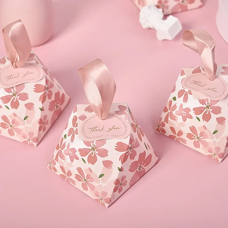 20 Pcs/Lot Creative Cherry Blossom Candy Box Holiday Supplies Portable Diamond Shaped Cardboard Gift Small Packaging Box