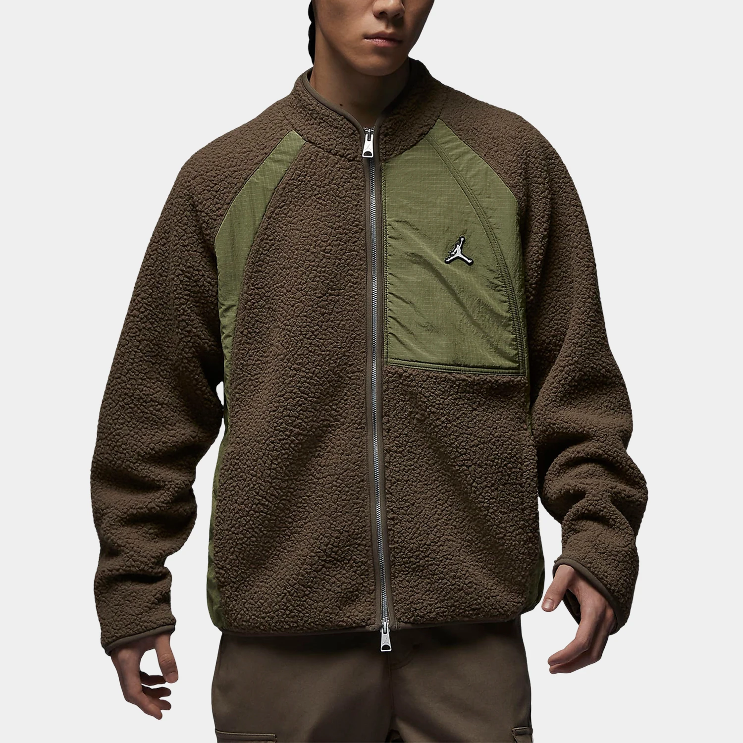 

Официальная мужская теплая ветрозащитная спортивная куртка Nike Jordan из искусственной овчины FV8450