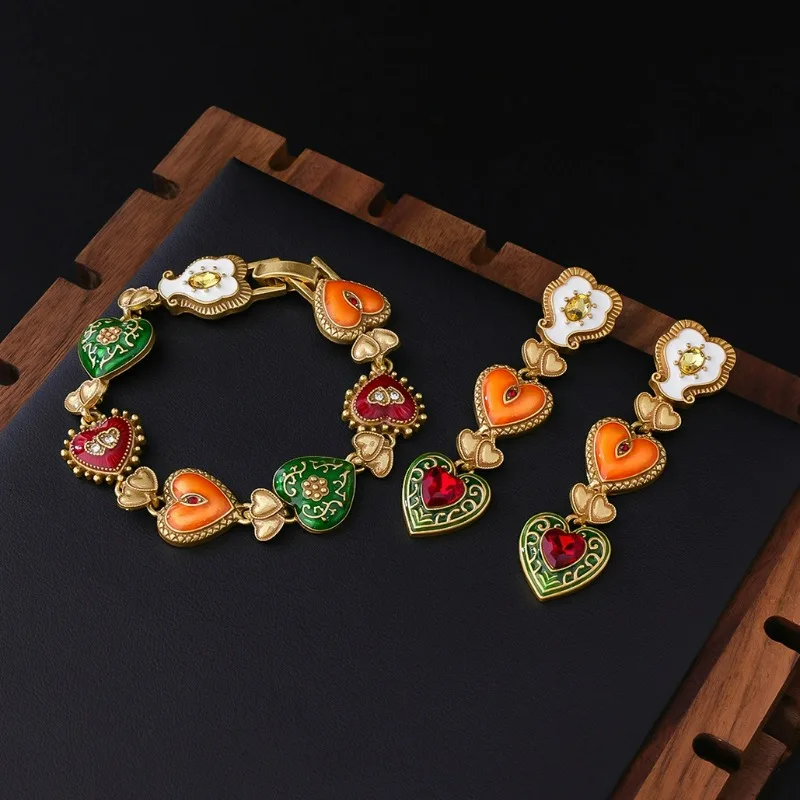 

Retro Court Style Love Charming Bracelet Medieval Vintage Light Luxury Old Jewelry Set Literary High-end Rhinestone Earrings