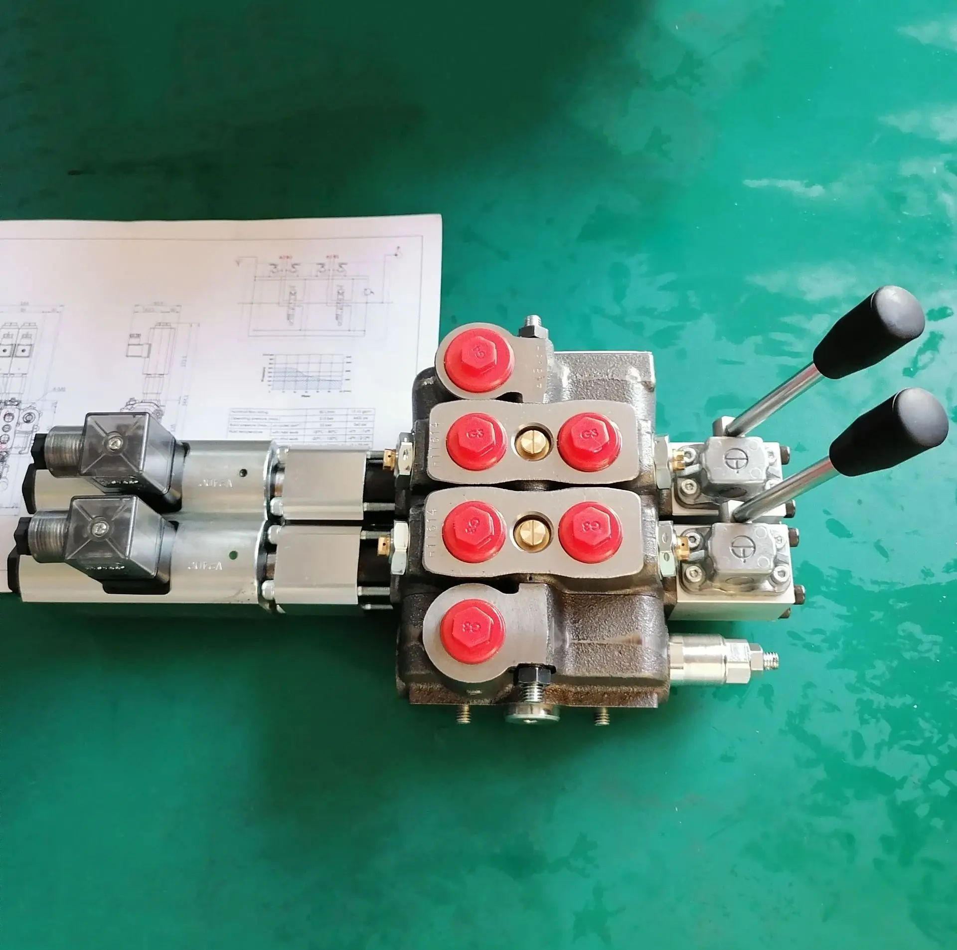 SN Series Sectional Directional Control Valve Manual Electro-Hydraulic For Garbage Compactor Truck