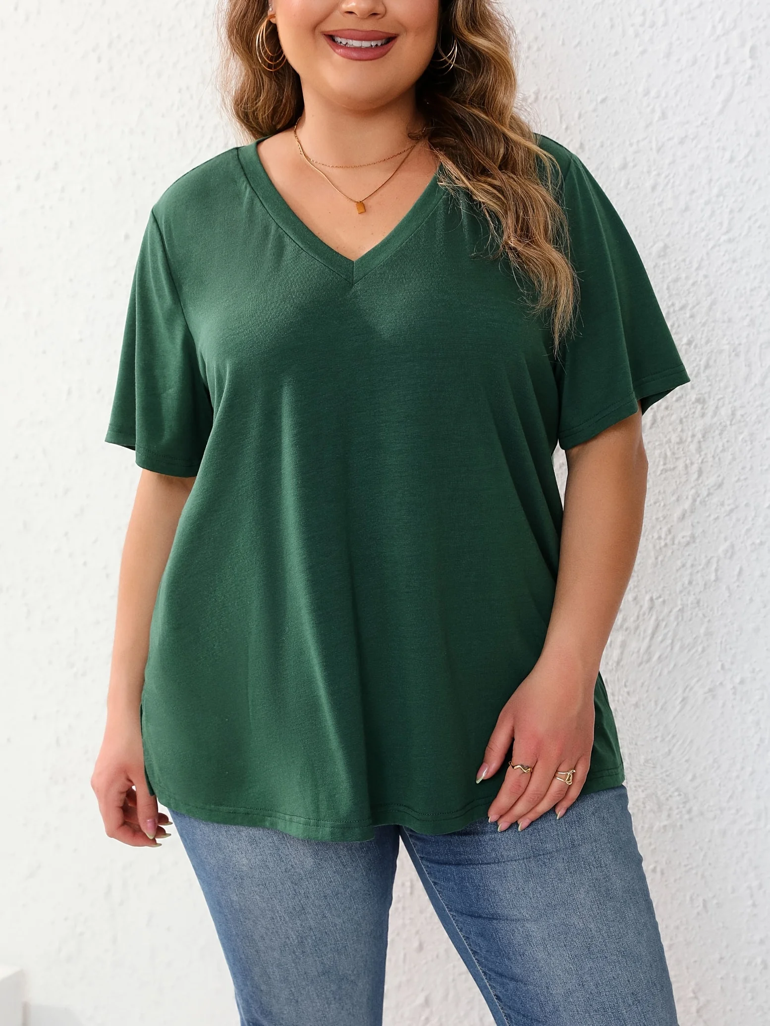 

Женская темно-зеленая футболка больших размеров с v-образным вырезом и короткими рукавами, свободный крой, повседневный базовый топ большого размера