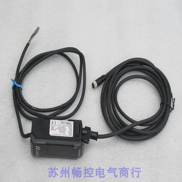 *Spot Sales * New Japanese KEYENCE Laser Displacement Sensor IL-1000 In Stock