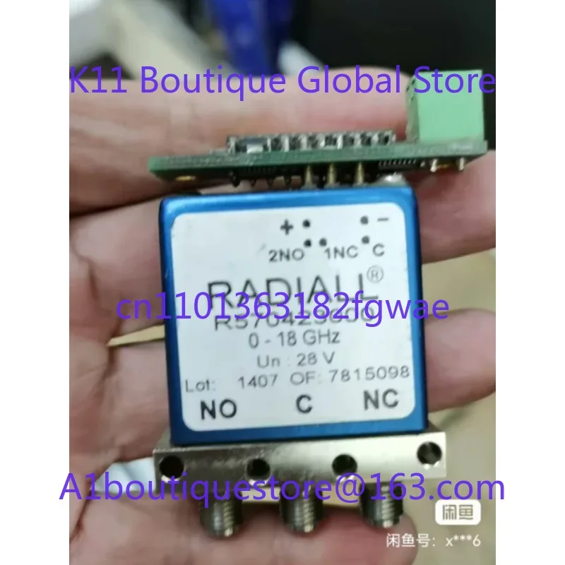 RADIALL R570313000 R570423000 R570315000 3GHz 28V RF SMA RF Coassiale SPDT Interruttore