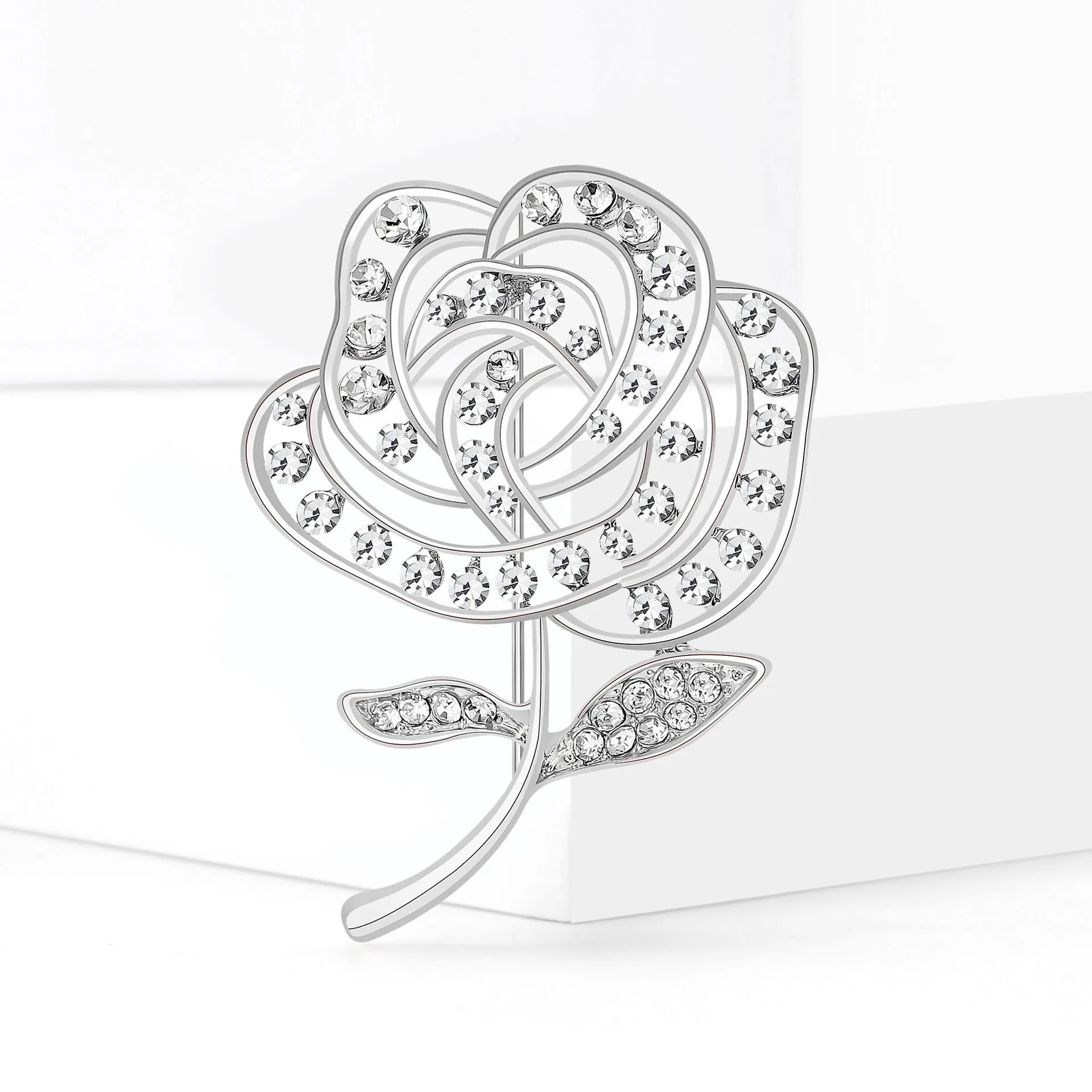 Fashion Elegant Rose Brooch Creative Personality Pin Charm Retro Jewelry Accessories Party Birthday Festival Gift Souvenir