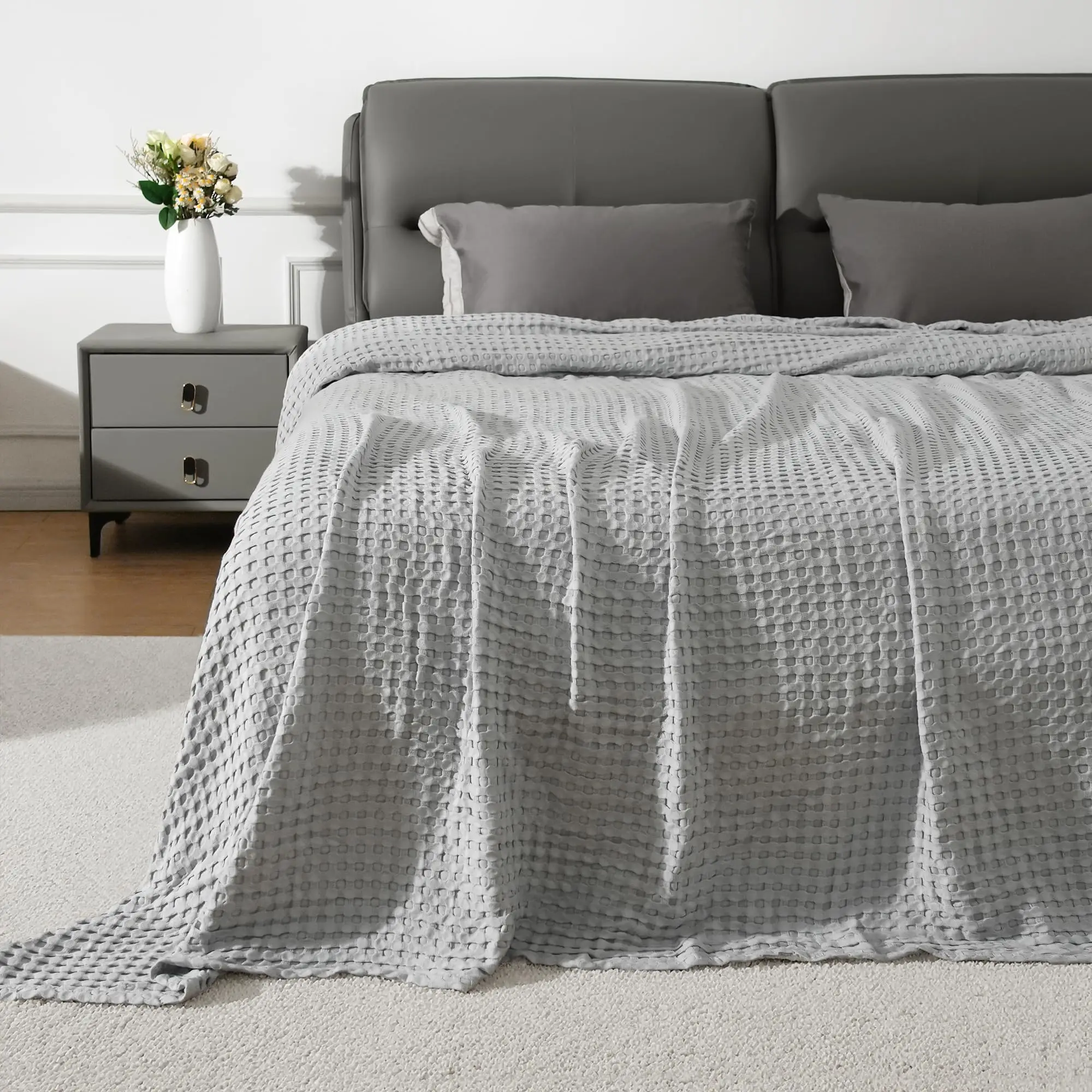 

Cotton Waffle Blanket - Lightweight Breathable Summer Blanket for Hot Sleepers Luxury Throws for Bed, Couch and Sofa