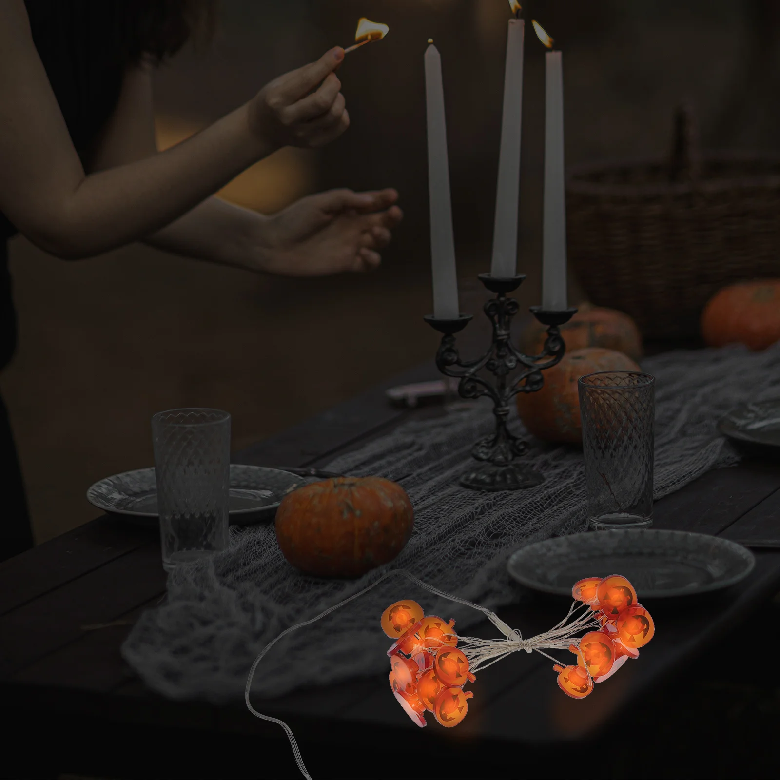 

1Pcs Halloween Pumpkin String Light Creative Festival LED Light Powered Decorative Pumpkin Lamp for Party Scene
