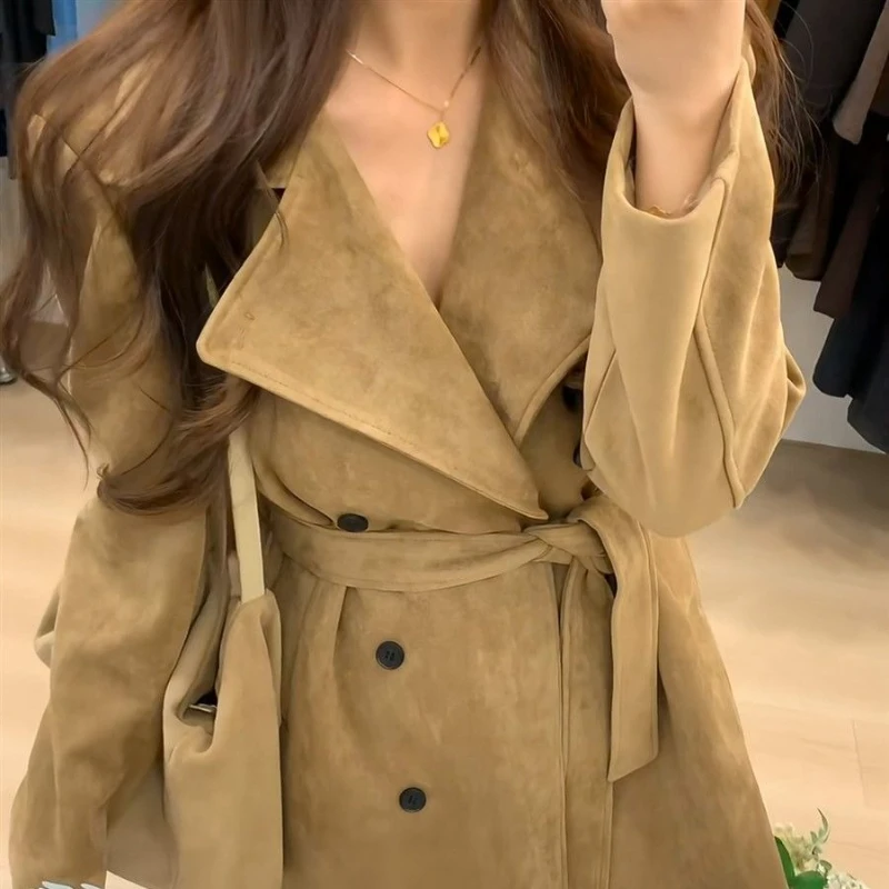 

Women's short plush jacket for autumn 2025, new early autumn thin short jacket