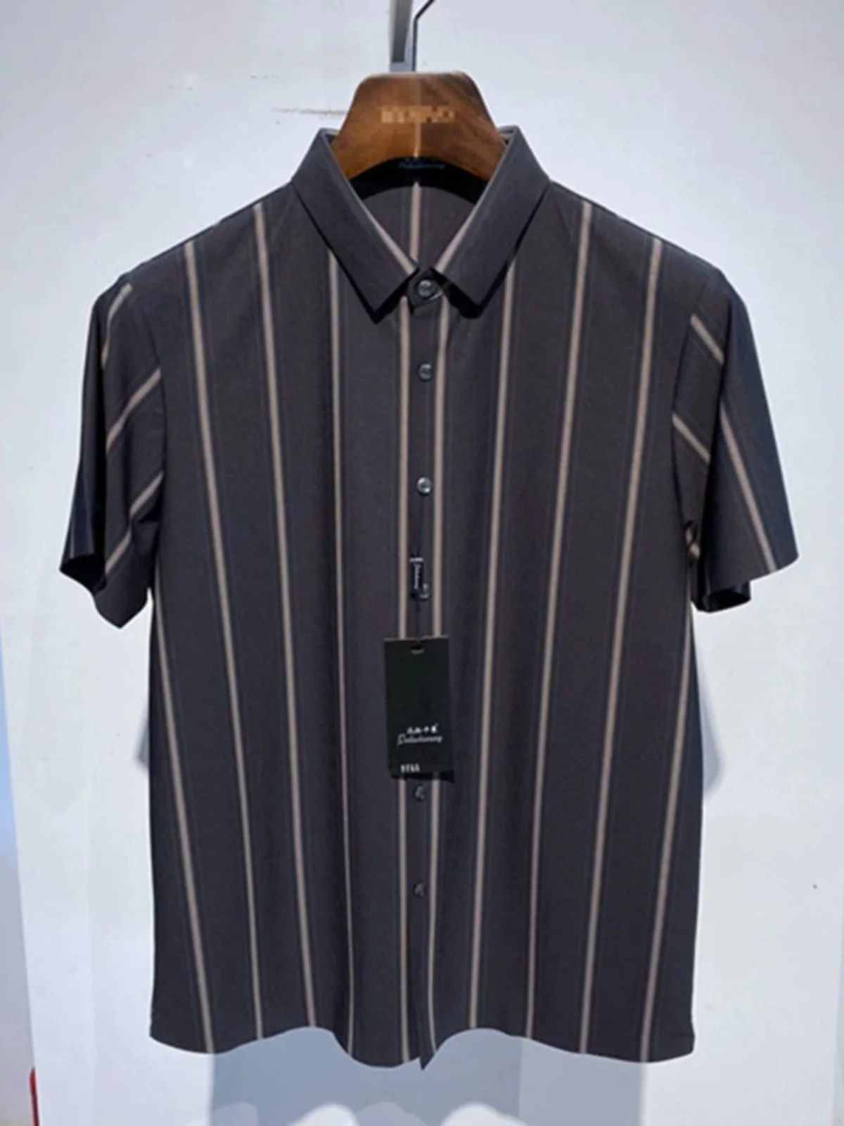 

New 2024 Men's ort Sve irt Deep ey Casual Wear Sl Prure Glue Breathable Elastic Busin Casual Nylon Fabric