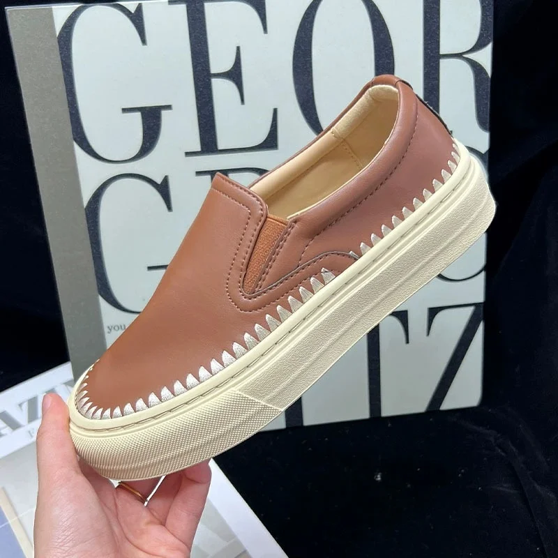 Fashion Shallow Women Flat Shoes Round Toe Soft Soled Slip-on Femme Casual Shoes Unisex Outdoor Daily Walking Ladies Footwear