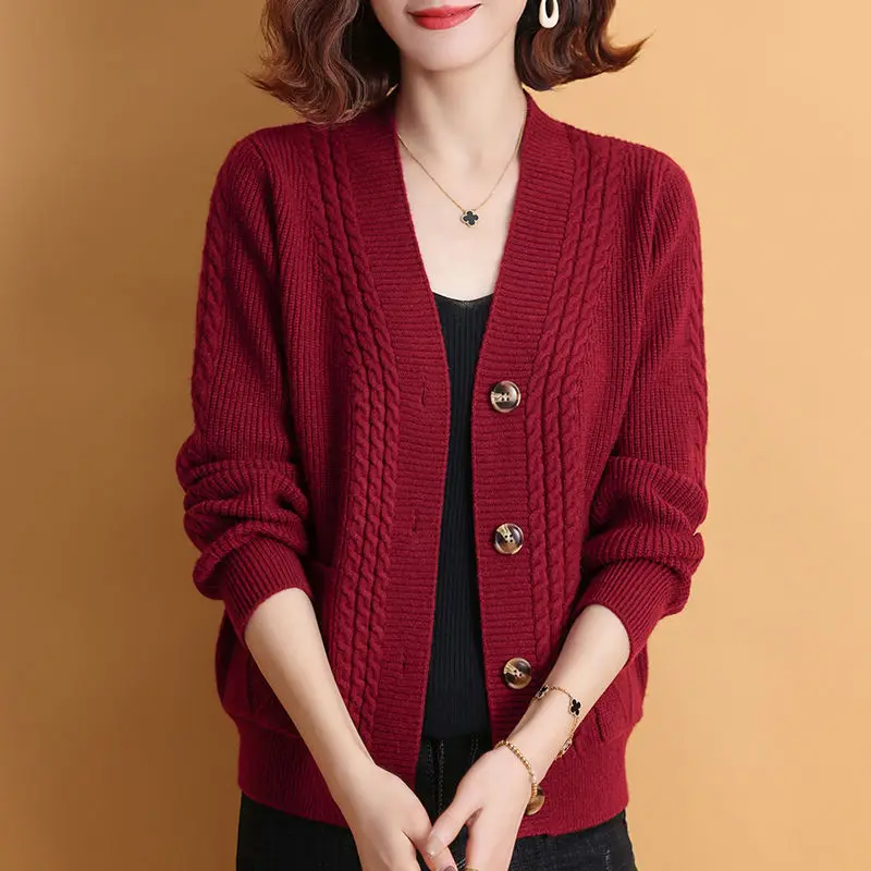 Women\'s Spring Autumn 2024 New Patchwork V-neck Button Fashion Solid Color Loose Minimalist Casual Long Sleeve Knitting Tops