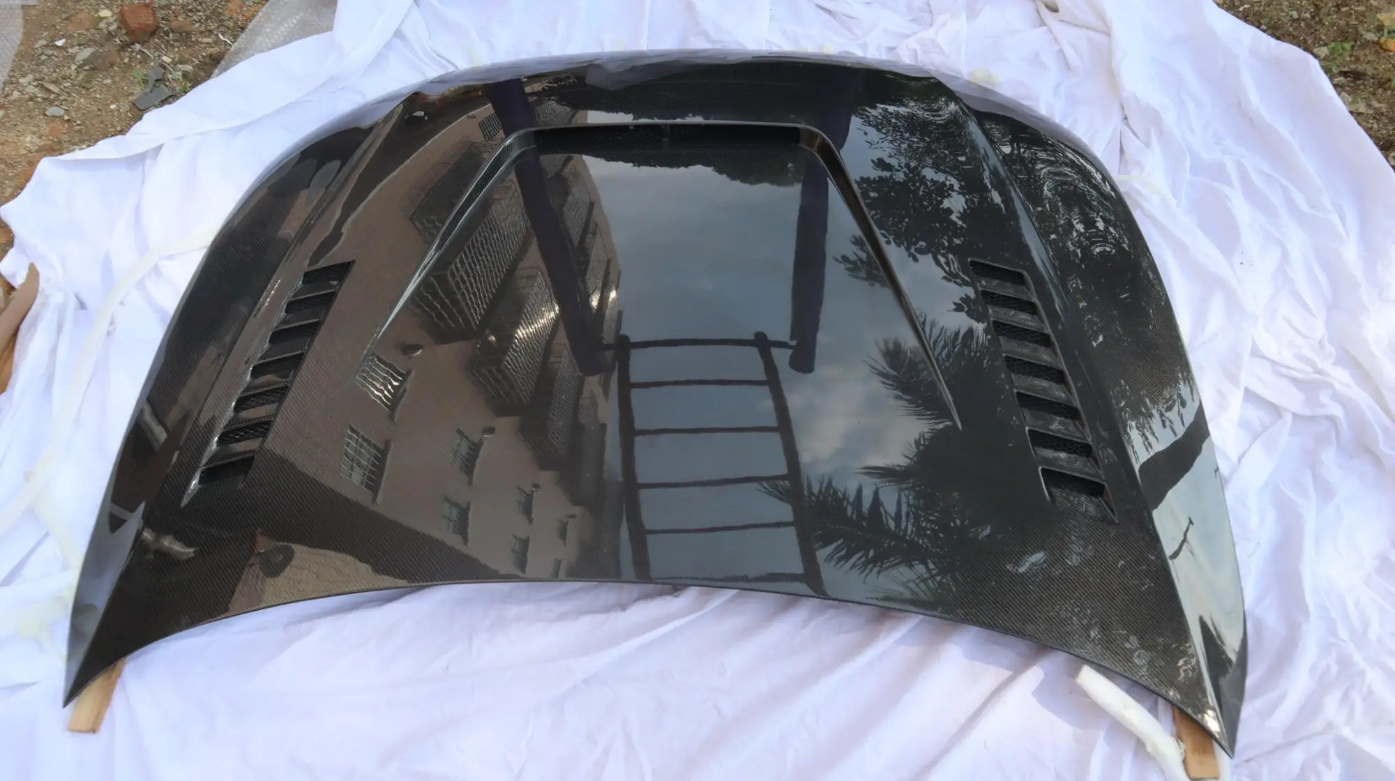 

A5 S5 RS5 Real Carbon Fiber Car Front Bumper Engine Cover for A5 S5 RS5 2012 2013 2014 2015