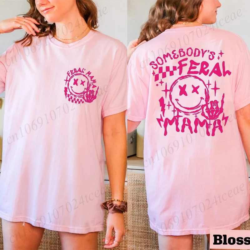Geschenk für Feral Mom Damen T-Shirts Somebody's Feral Mama Shirt Sarkastisch Trendy Mom Tops Sommer Kurzarm T-Shirts Damenbekleidung