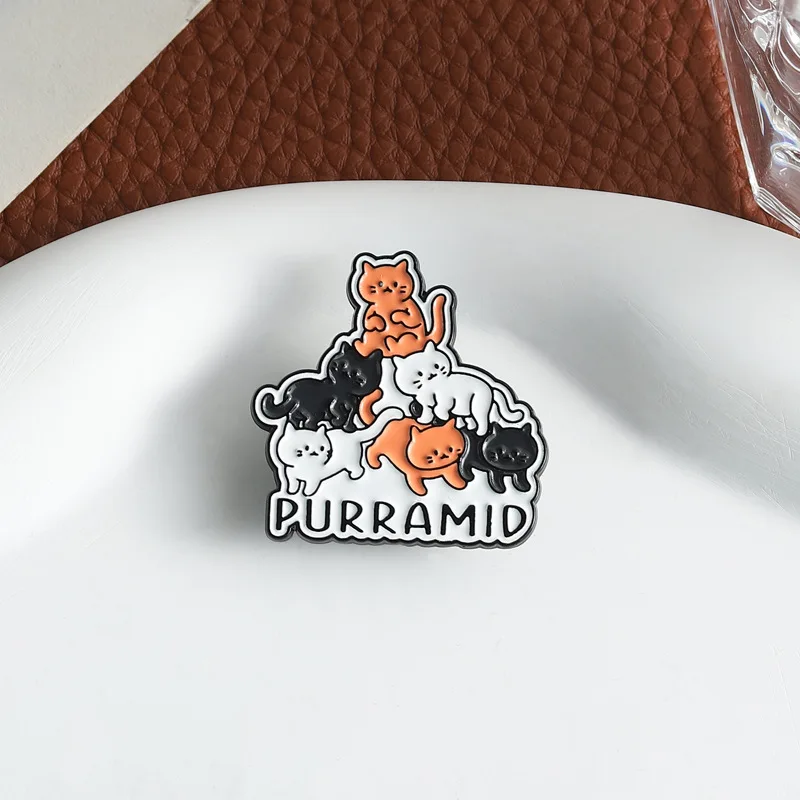 5PCS Cute Cat Purramid Enamel Pins Cartoon Pyramid Cat Brooches Badges for Clothing Backpacks Fashion Jewelry Accessories