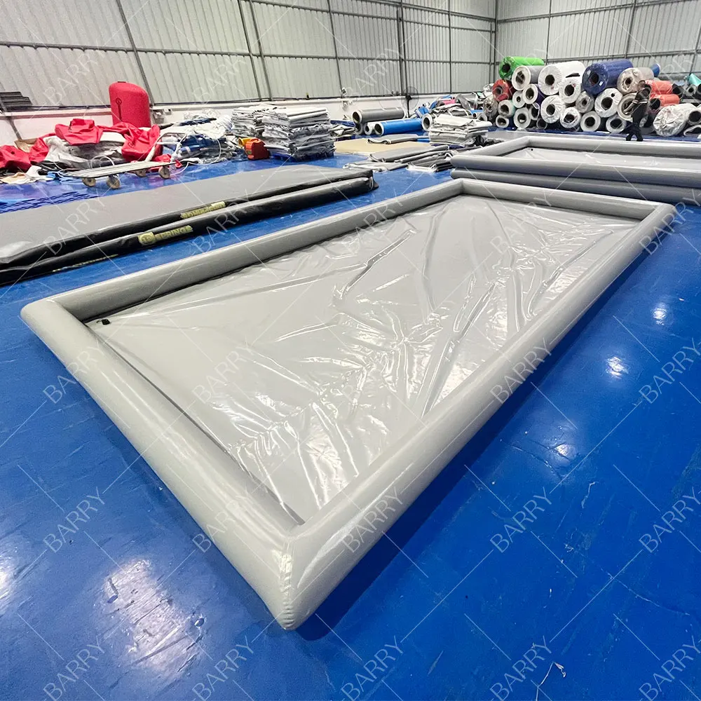 

Air Sealed Gray PVC Tarpaulin Inflatable Car Washing Bay With Drain Plug, Inflatable Car Wash Pool