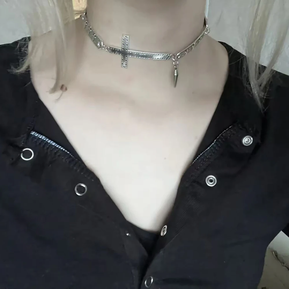 Vintage Silver Color Spliced Cross Rivet Choker Necklace Punk Grunge Rock Cool Necklace Women Y2k Korean Fashion Choker Necklace