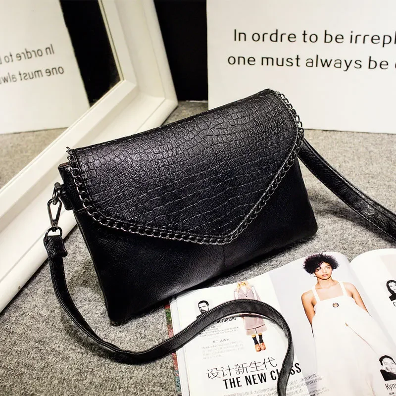 

Casual Crossbody Bag Female Shoulder Messenger Bags Black PU Leather Trend Women Stone Print Chain Envelope Clutch Purses