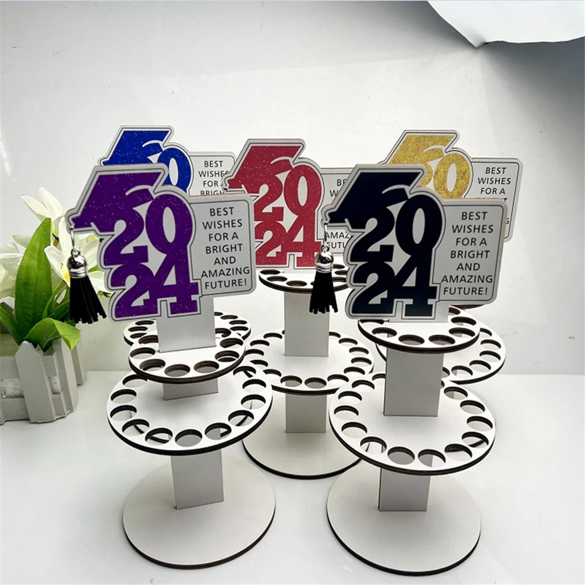

6PCS 2024 New Graduation Gift Wallet Wooden Wallet Ornament For Desk Decoration Money Holder Cash Congrats Card Easy Install
