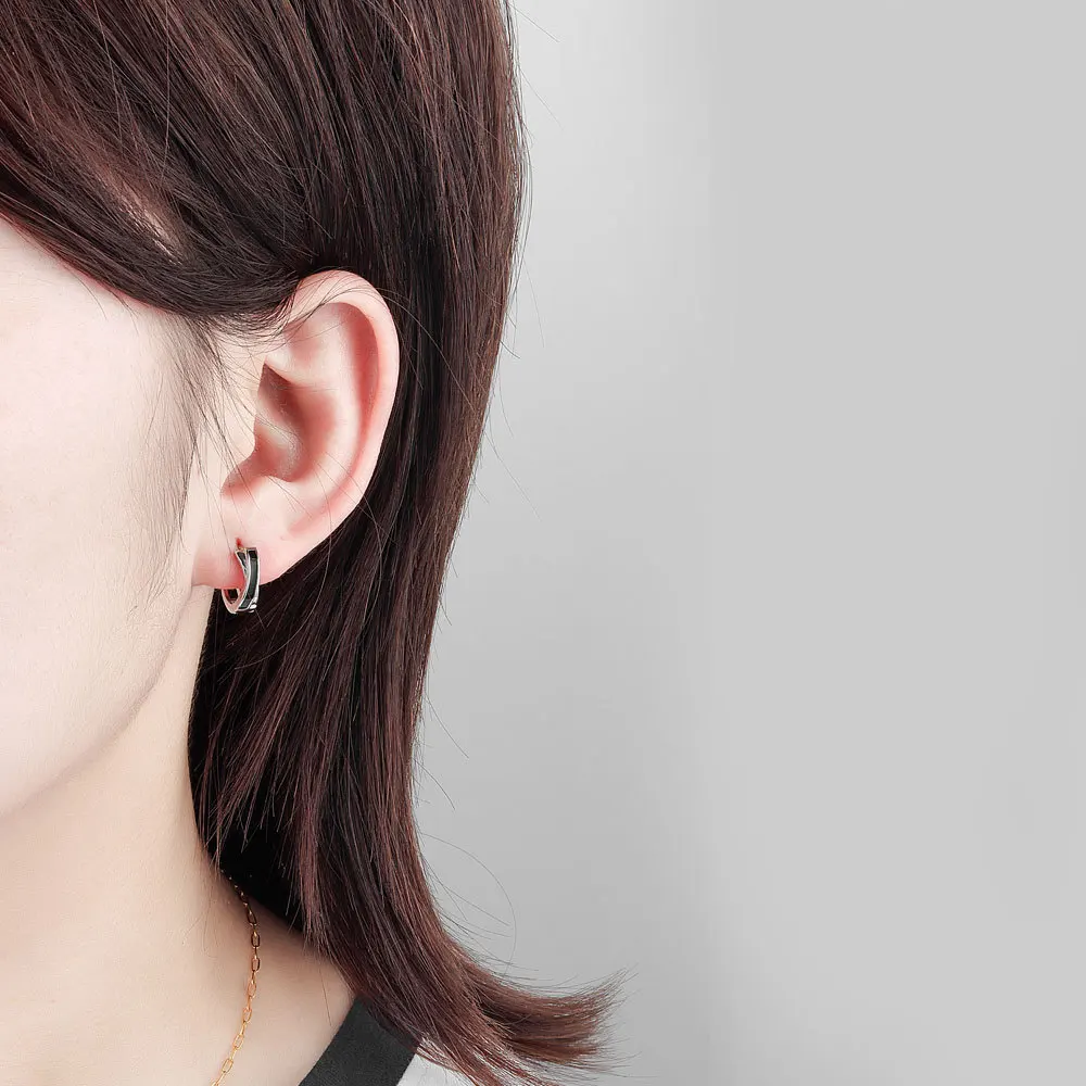 

QMCOCO Korean Simple Light Luxury Silver Color Double Earrings Exquisite Round Piercing Earrings For Women Ear Jewelry